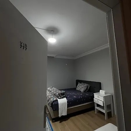 カプセルホテル Transit *