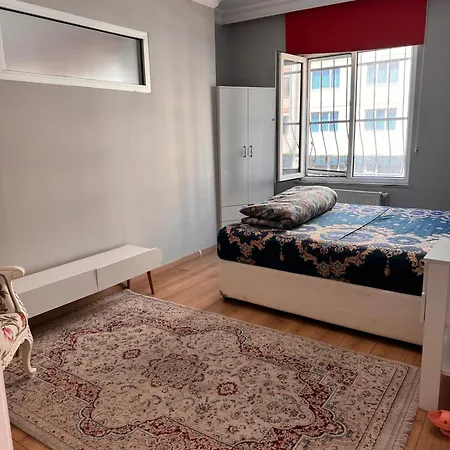 Transit イスタンブール