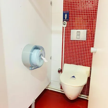 Ξενοδοχείο με κάψουλες Transit