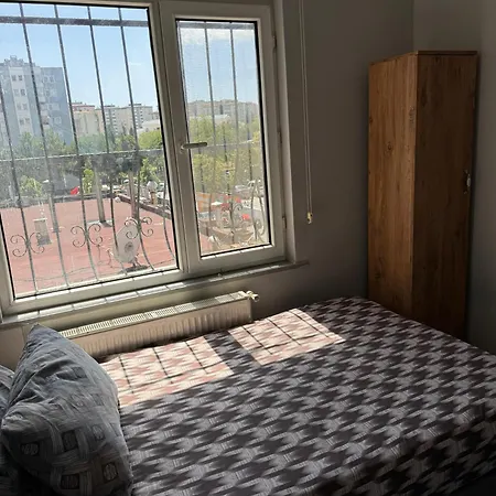 Transit מלון קפסולה